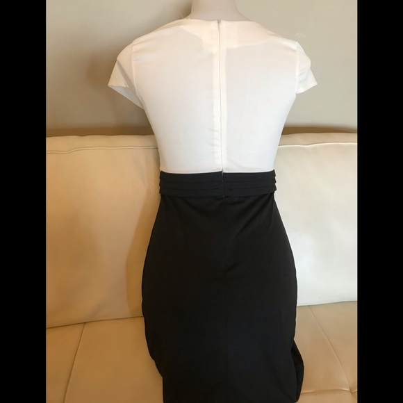 Jade & Juliet Dress - Picture 2 of 3